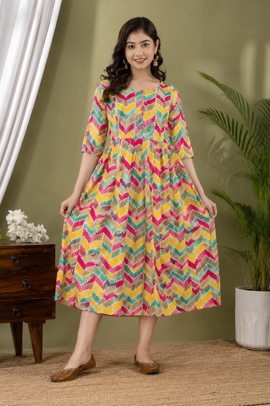 Multicolor Chevron Print Maternity Feeding Gown for Women | Stylish Nursing Dress with Hidden Zip